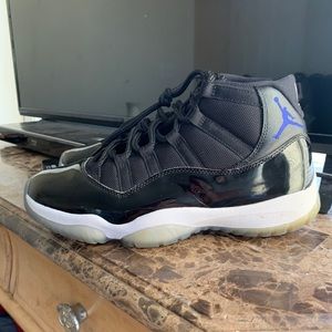 Jordan 11 space jam